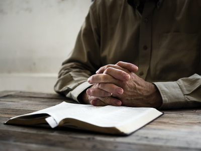 50 frases de acreditar nas maravilhas de Deus para um mundo melhor