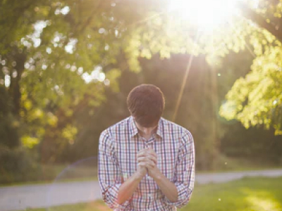 30 frases de fé inabalável para manter-se firme em Deus mesmo nas adversidades