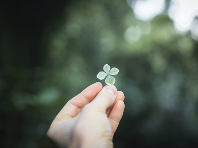 30 frases de presente de Deus para agradecer os dons por Ele concedidos