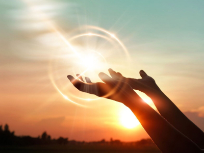 30 versículos sobre perdão para cultivar um mundo melhor