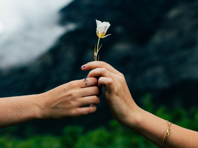 40 frases lindas de Deus para testemunhar seu amor