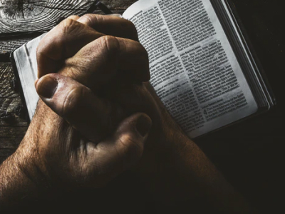 50 frases de oração de proteção para entregar sua vida a Deus