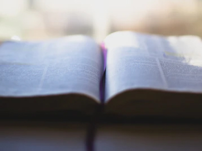 30 versículos de ânimo para vencer a desesperança