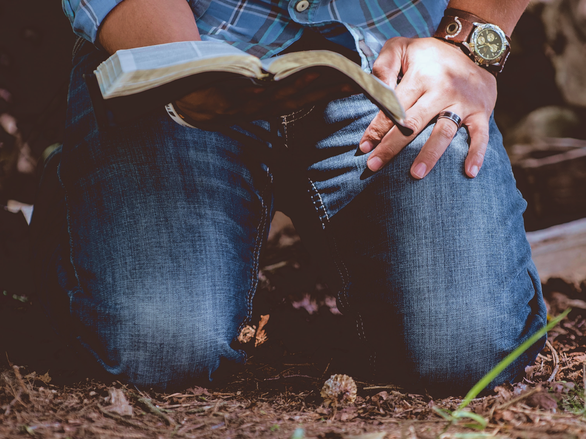 80 versículos sobre obediência para se atentar aos ensinamentos bíblicos