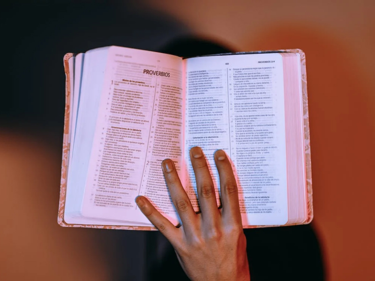 60 frases da Bíblia Sagrada para conhecer a Deus de verdade